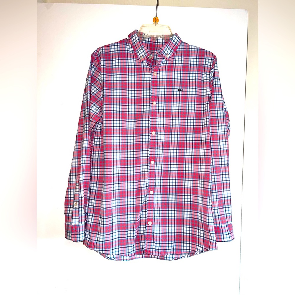 Vineyard Vines button down performance shirt, boys size XL (18)